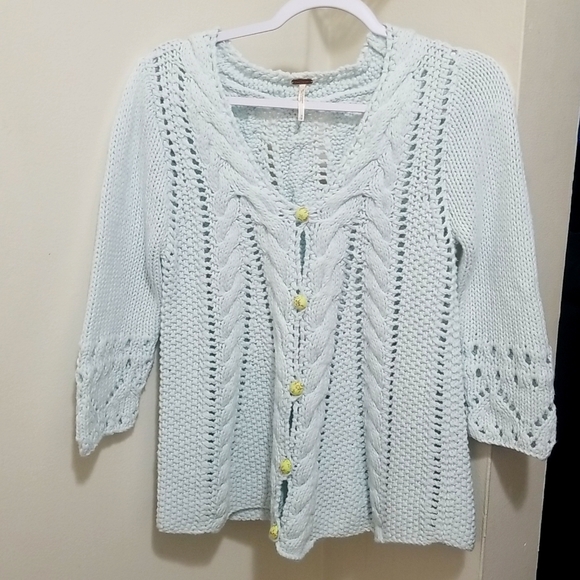 FREE PEOPLE button knit sweater - Picture 1 of 9